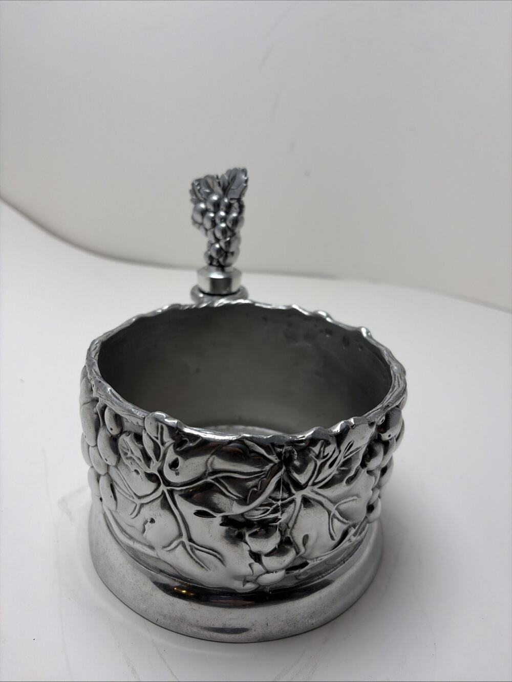 Arthur Court Wine Caddy and Stopper Set-Grape